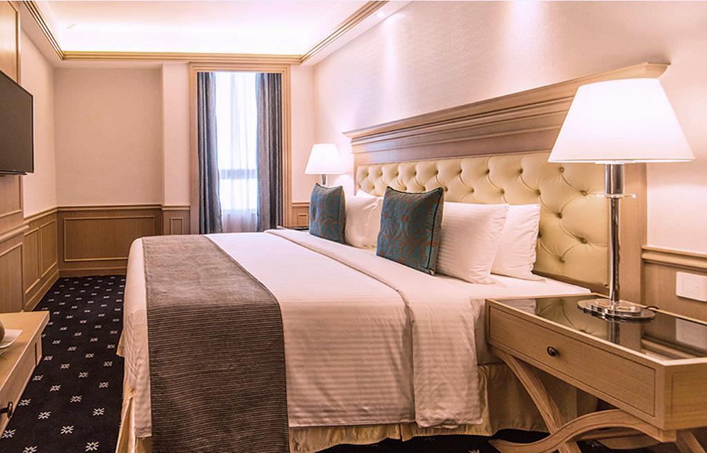 Royale Chulan Penang Otel George Town Oda fotoğraf