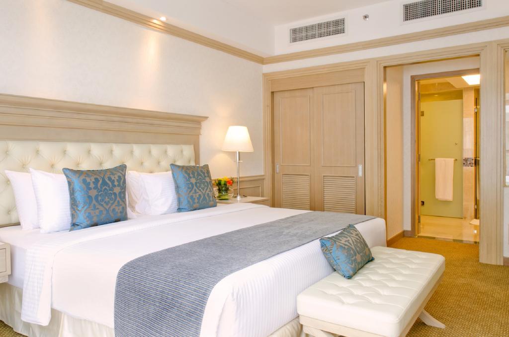 Royale Chulan Penang Otel George Town Oda fotoğraf